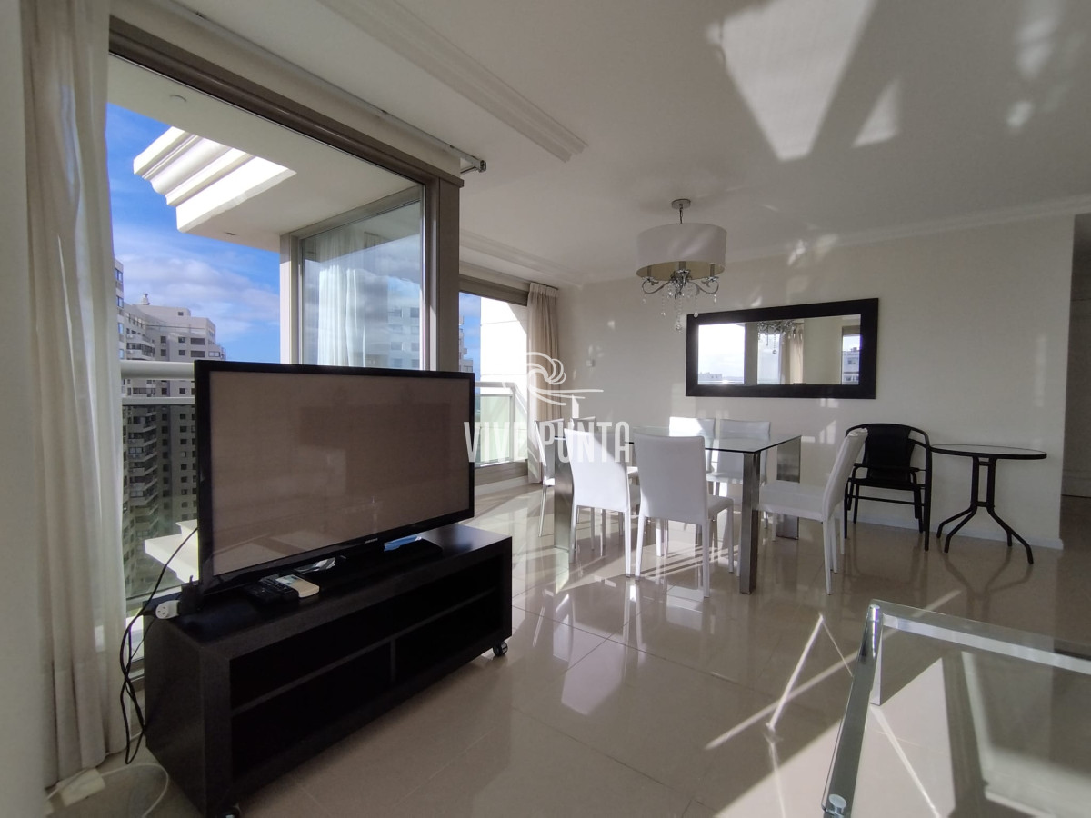 Apartamento ID.1037 -  Apartamento en venta en playa brava de Punta del Este