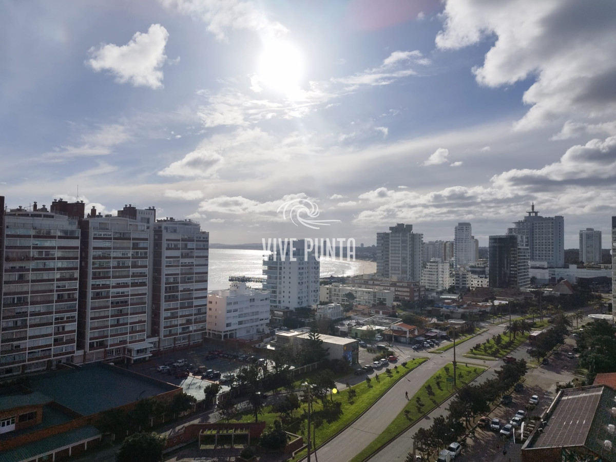 Apartamento ID.1037 -  Apartamento en venta en playa brava de Punta del Este