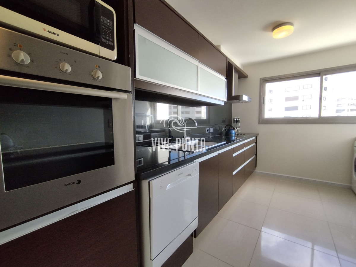 Apartamento ID.1037 -  Apartamento en venta en playa brava de Punta del Este