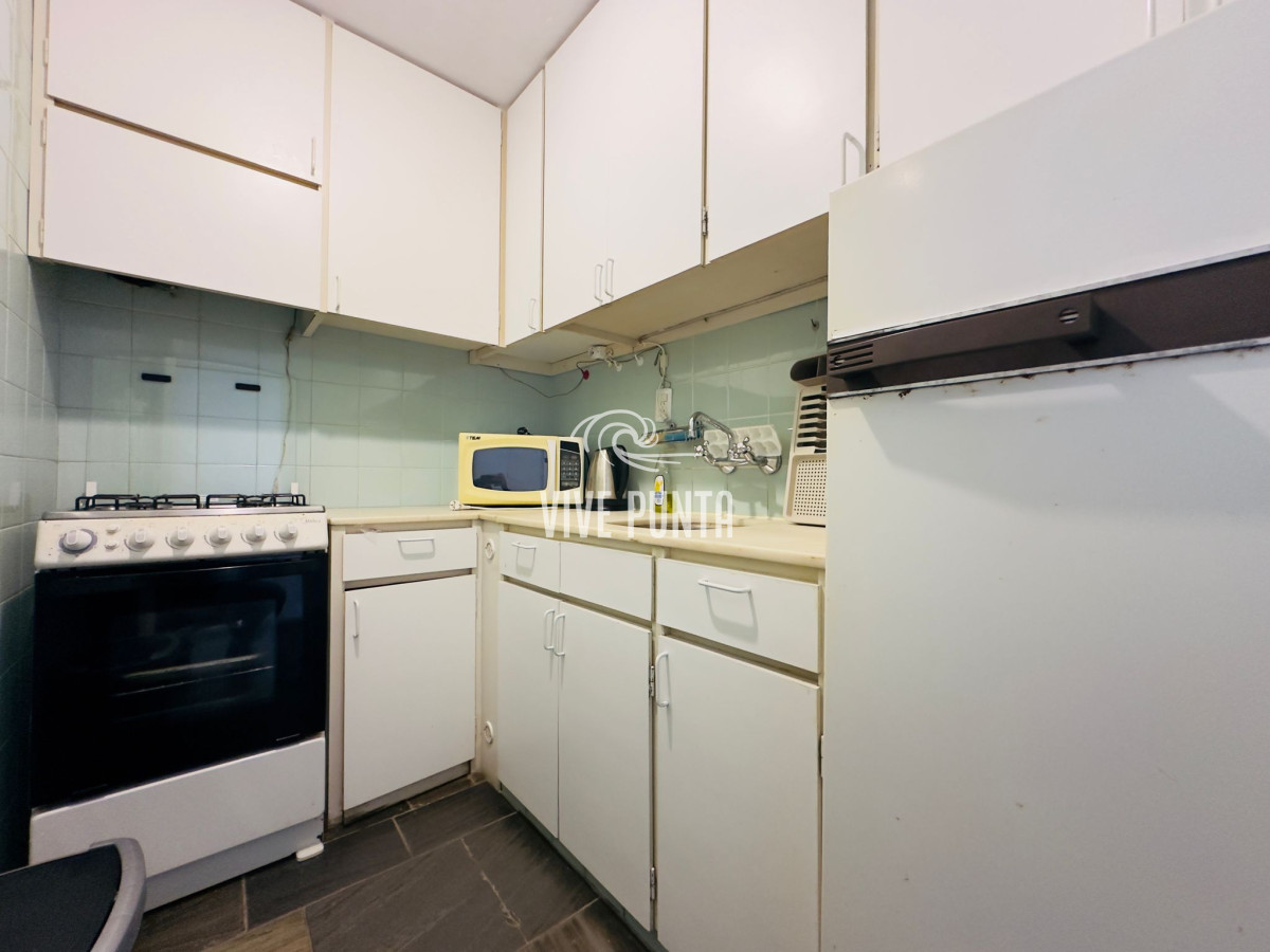 Apartamento ID.902 - Apartamento en venta, 2 dormitorios, primera linea de la brava.