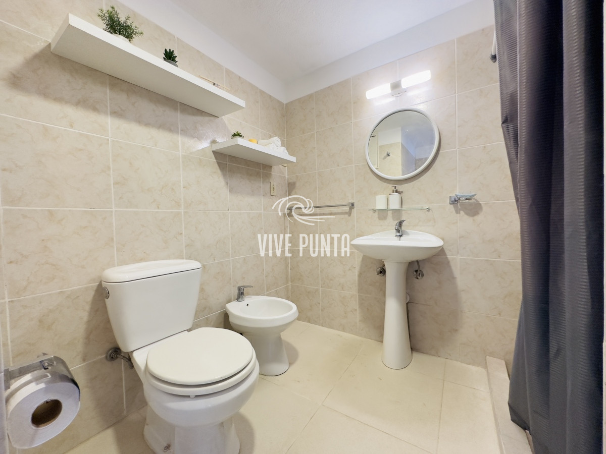 Apartamento ID.781 - Venta de Apartamento, 2 dormitorios, Punta del este.