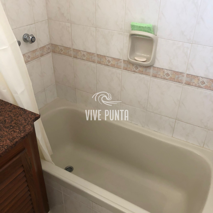 Apartamento ID.515 - Venta de apartamento de 3 dormitorios en Punta del Este