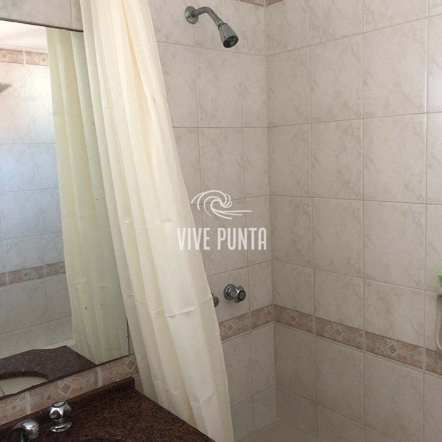 Apartamento ID.515 - Venta de apartamento de 3 dormitorios en Punta del Este