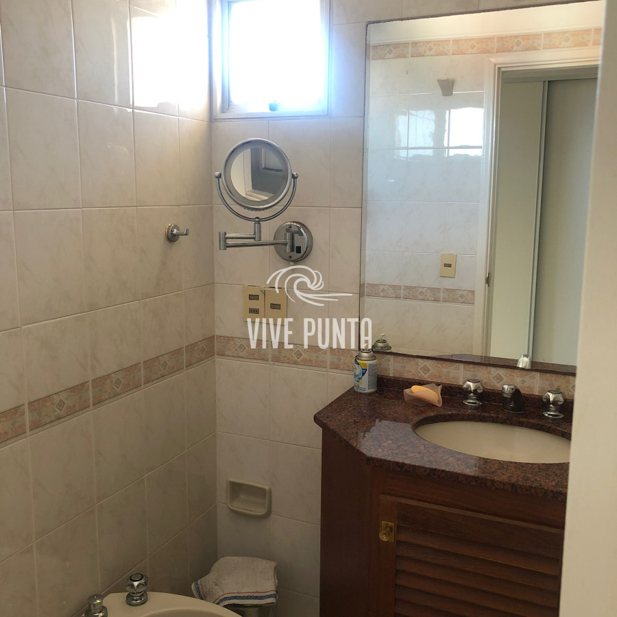 Apartamento ID.515 - Venta de apartamento de 3 dormitorios en Punta del Este