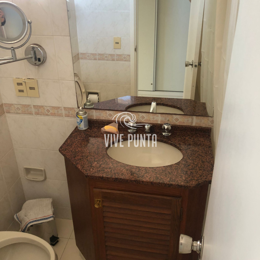 Apartamento ID.515 - Venta de apartamento de 3 dormitorios en Punta del Este
