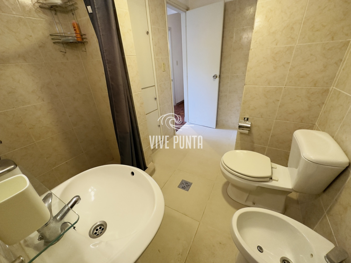 Apartamento ID.781 - Venta de Apartamento, 2 dormitorios, Punta del este.