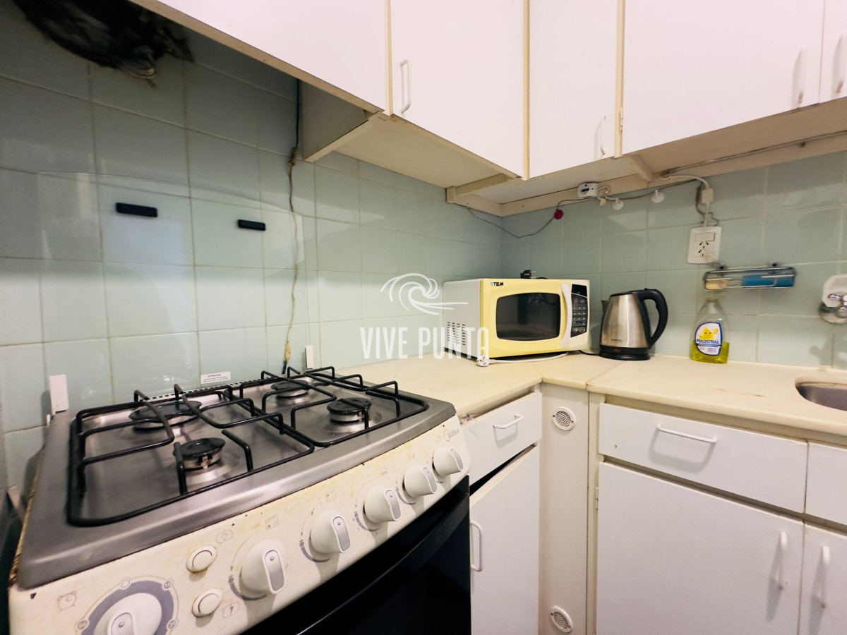 Apartamento ID.902 - Apartamento en venta, 2 dormitorios, primera linea de la brava.