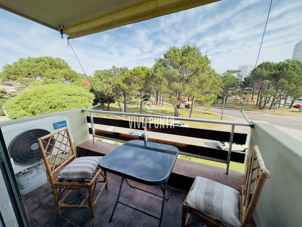 Apartamento ID.781 - Venta de Apartamento, 2 dormitorios, Punta del este.