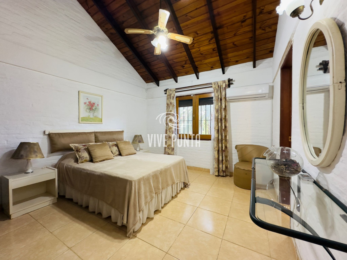 Casa ID.965 - Casa en VENTA, 3 dormitorios, Punta del Este
