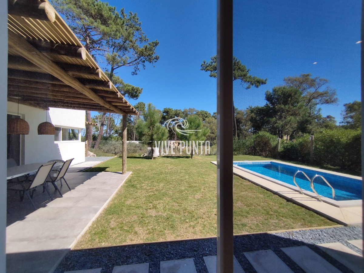 Casa ID.963 - Venta de Casa en la barra- Maldonado