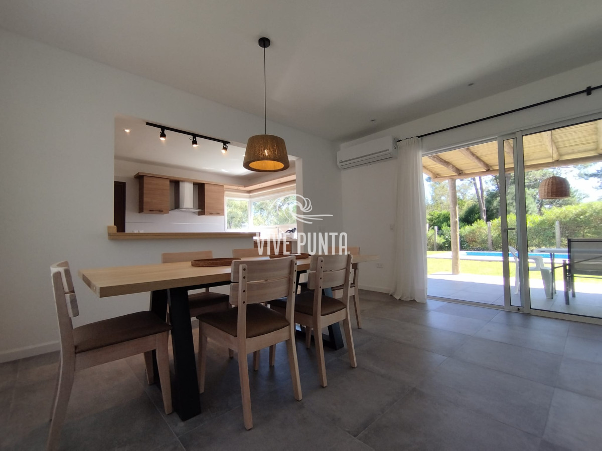 Casa ID.963 - Venta de Casa en la barra- Maldonado