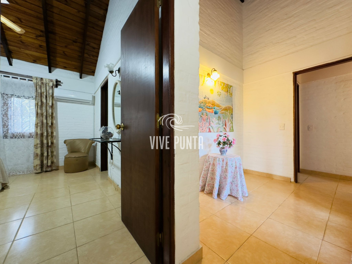 Casa ID.965 - Casa en VENTA, 3 dormitorios, Punta del Este