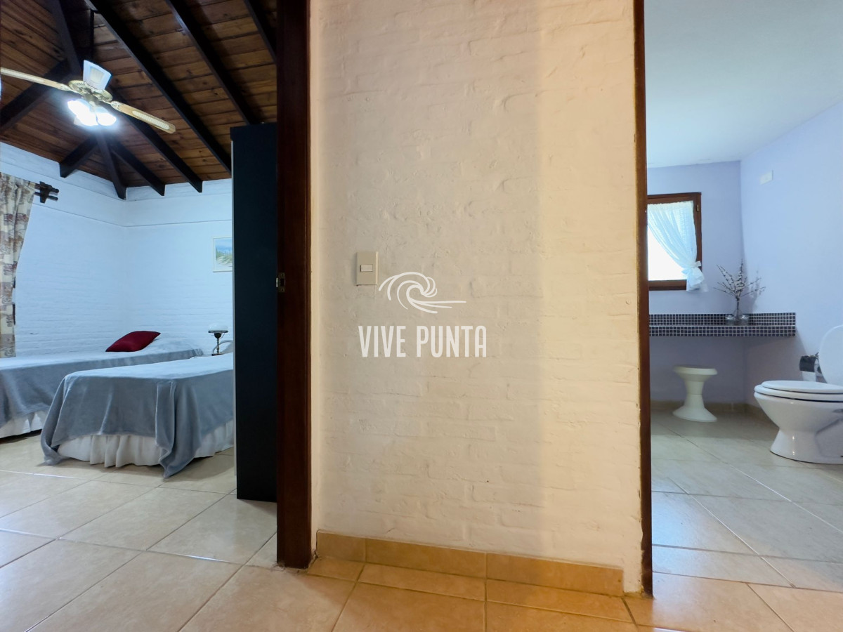 Casa ID.965 - Casa en VENTA, 3 dormitorios, Punta del Este
