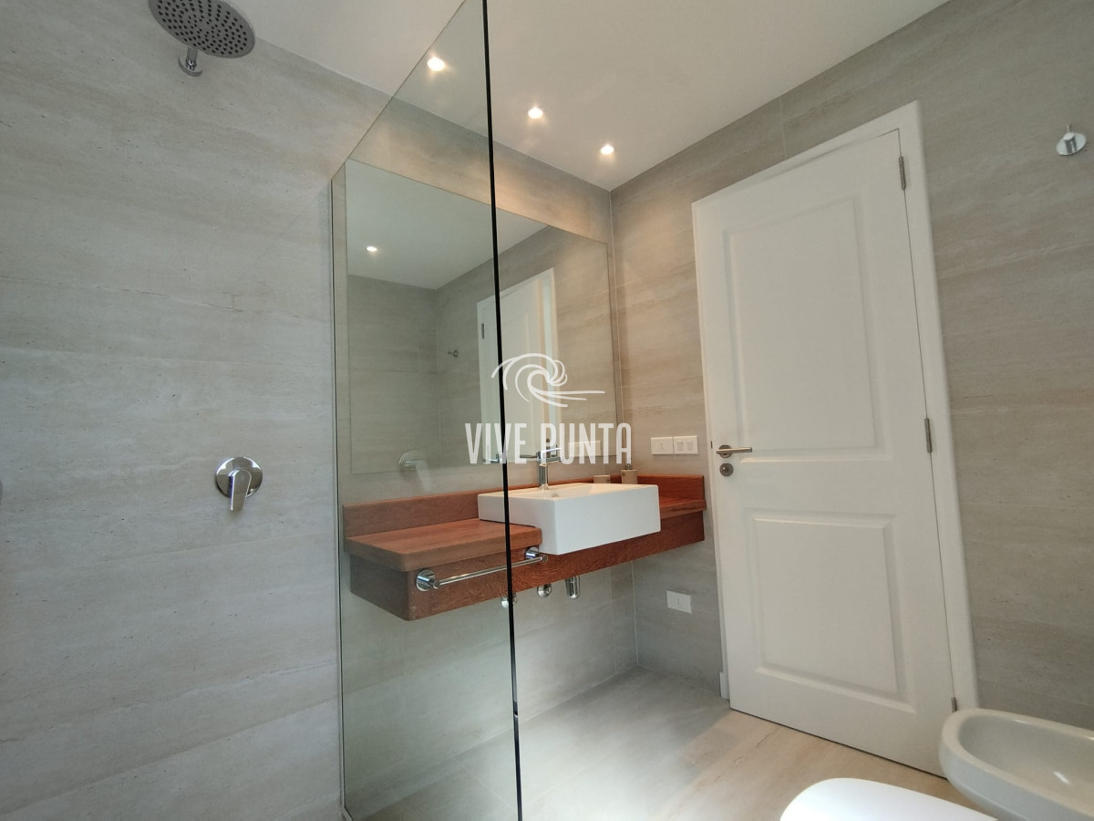 Casa ID.963 - Venta de Casa en la barra- Maldonado