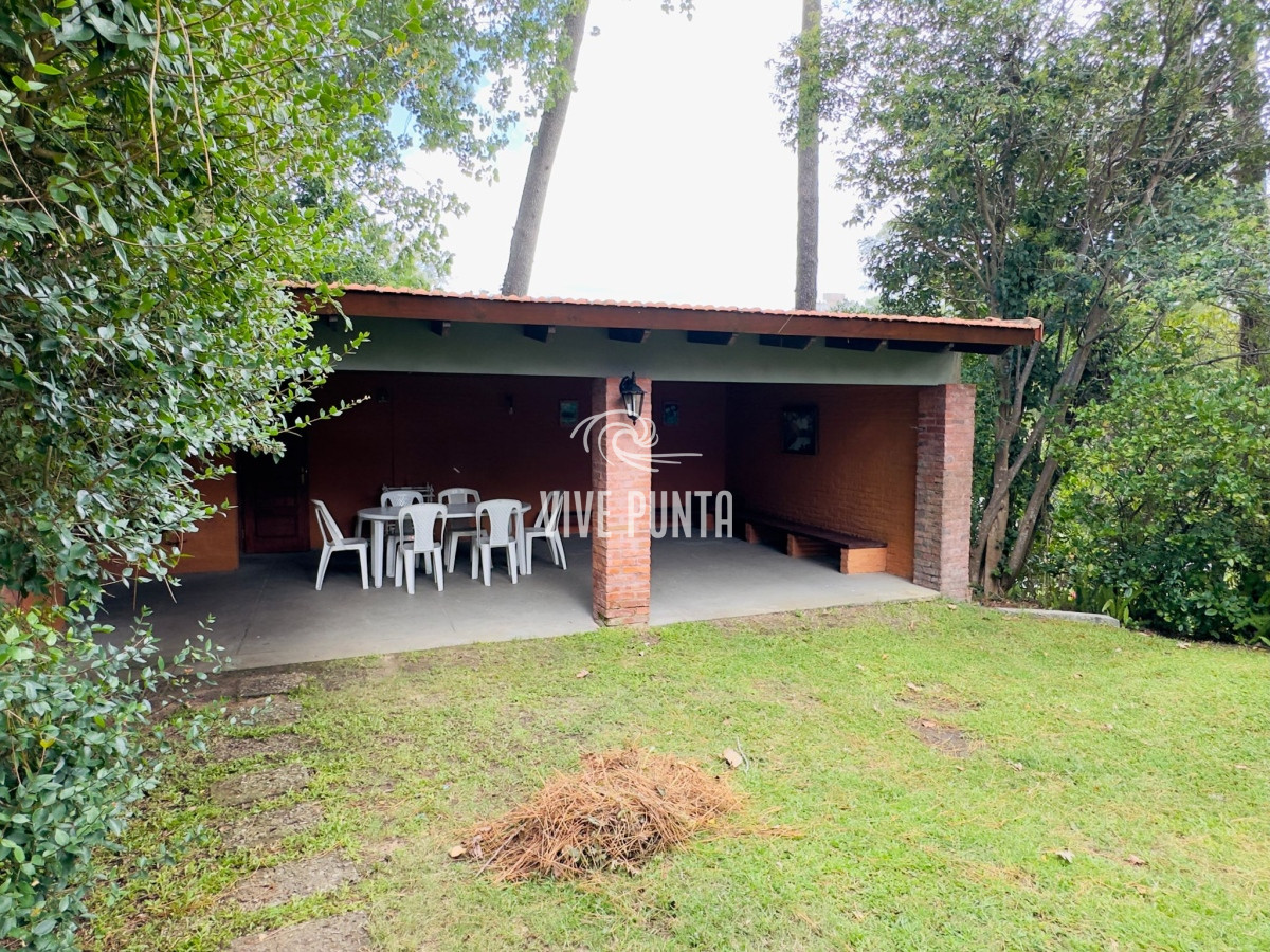 Casa ID.965 - Casa en VENTA, 3 dormitorios, Punta del Este