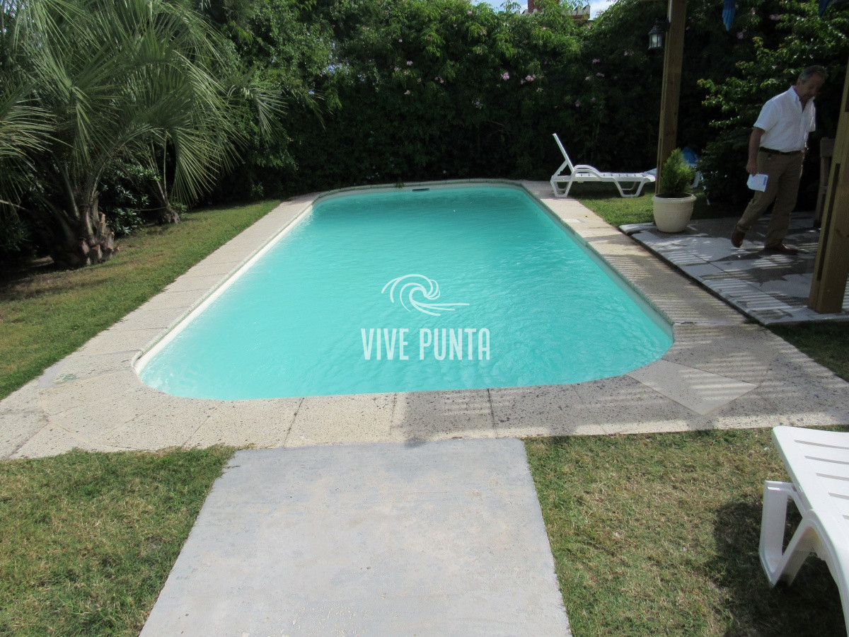 Casa ID.964 - Casa en venta y alquiler de 3 dormitorios en Balneario Buenos Aires