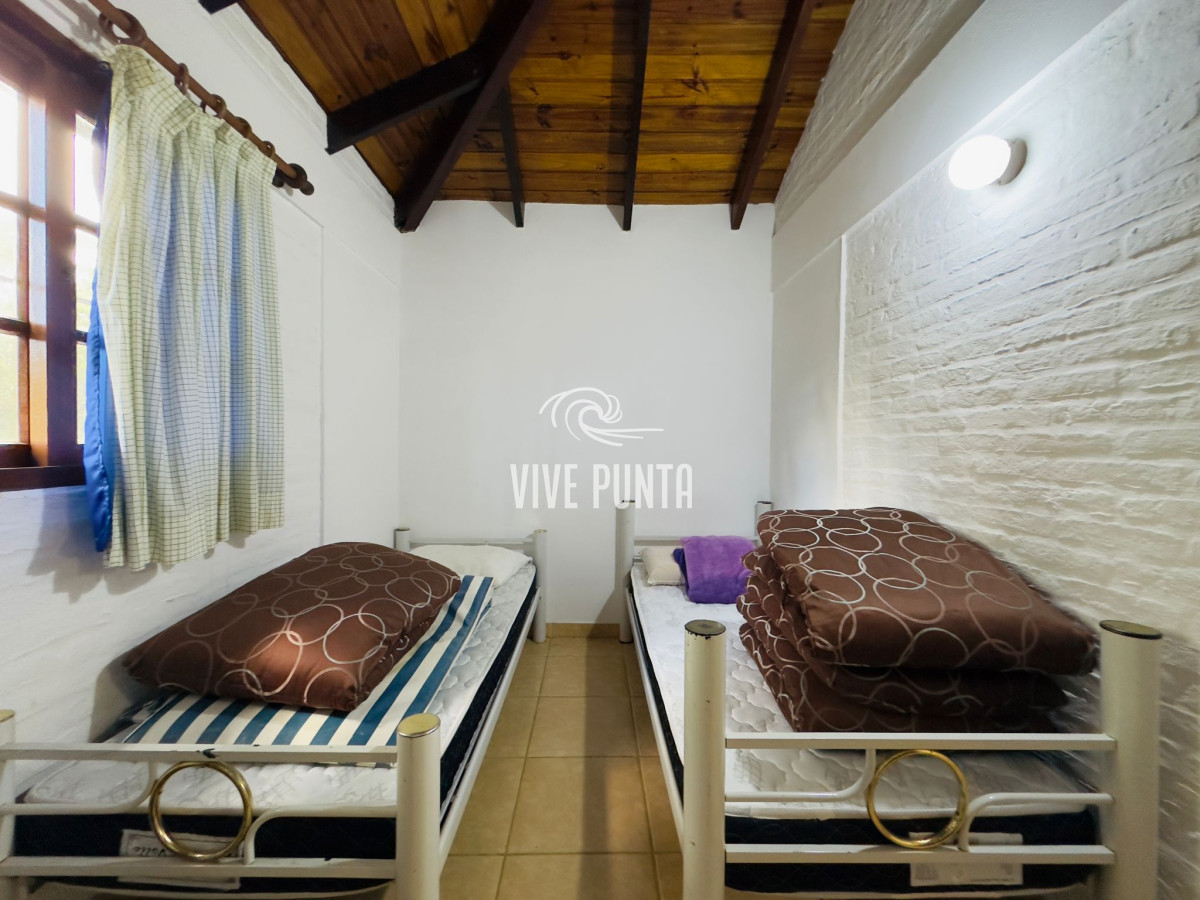 Casa ID.965 - Casa en VENTA, 3 dormitorios, Punta del Este
