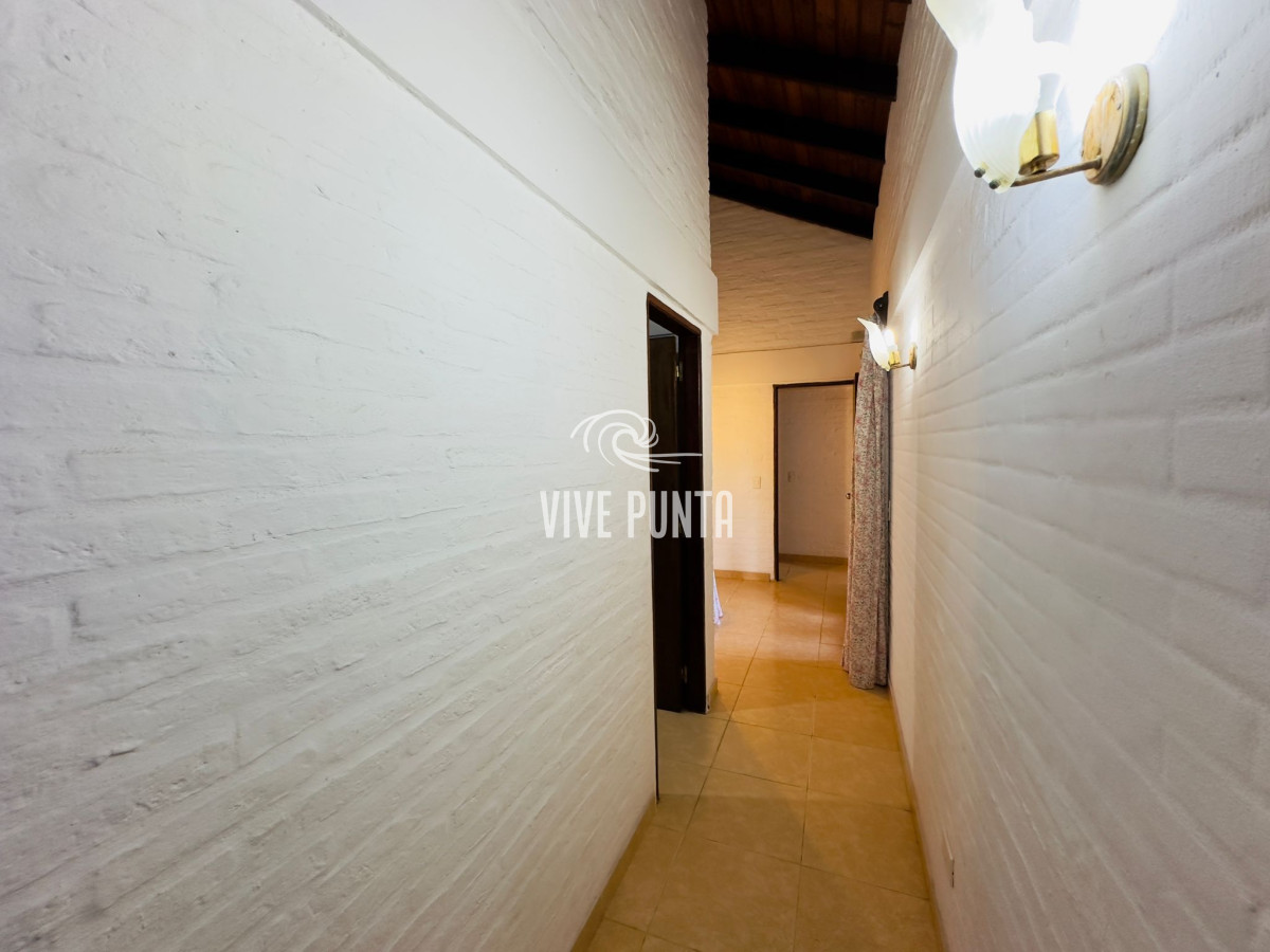 Casa ID.965 - Casa en VENTA, 3 dormitorios, Punta del Este