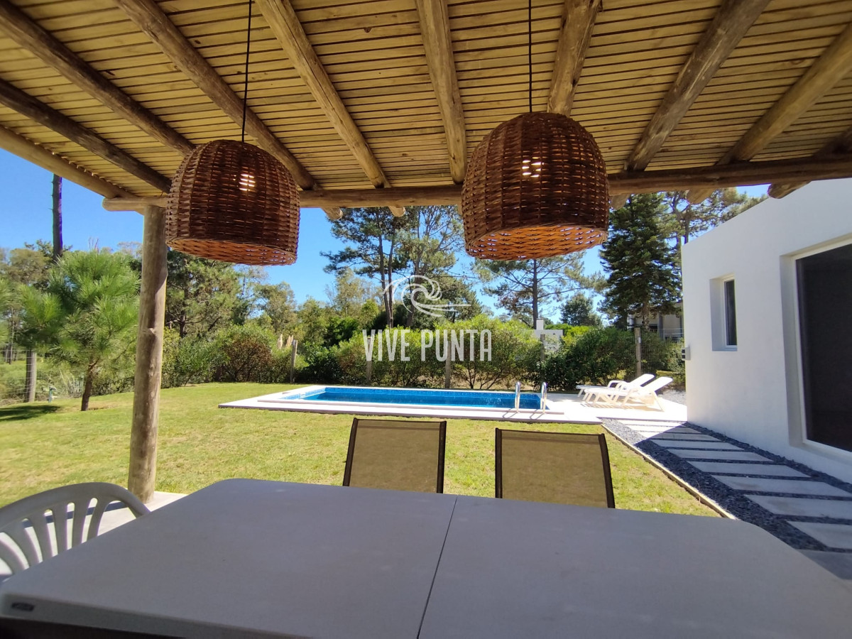 Casa ID.963 - Venta de Casa en la barra- Maldonado