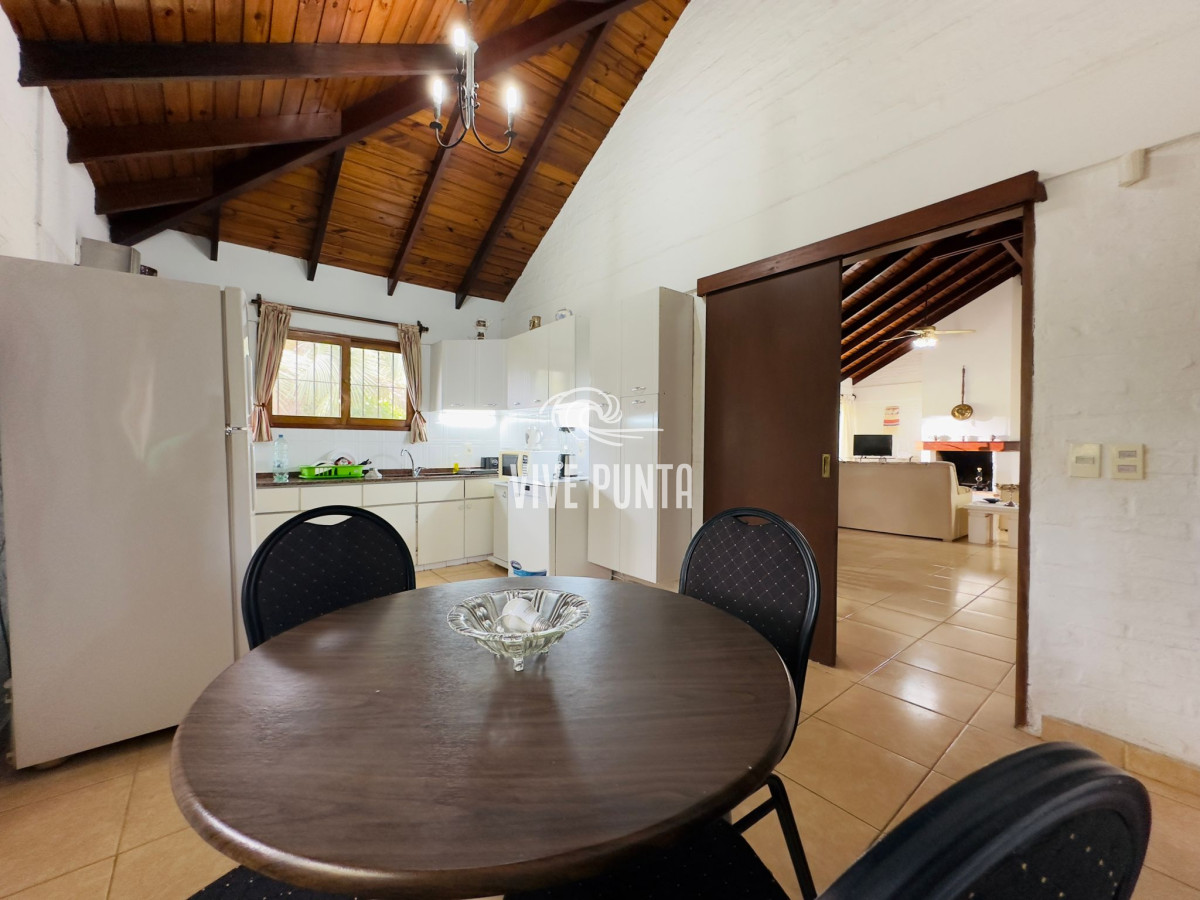 Casa ID.965 - Casa en VENTA, 3 dormitorios, Punta del Este