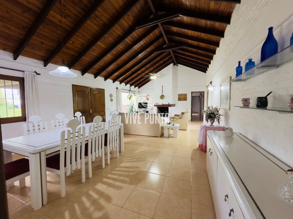 Casa ID.965 - Casa en VENTA, 3 dormitorios, Punta del Este