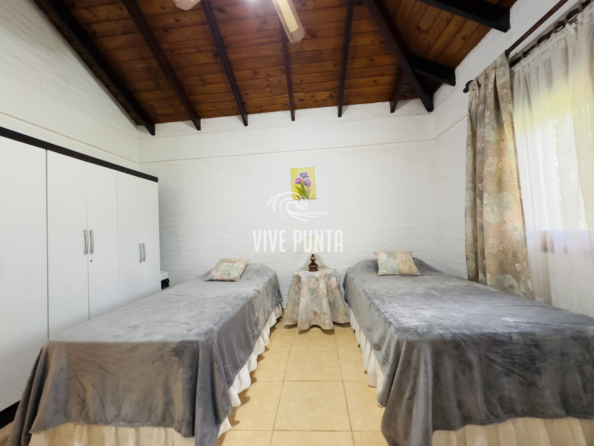 Casa ID.965 - Casa en VENTA, 3 dormitorios, Punta del Este