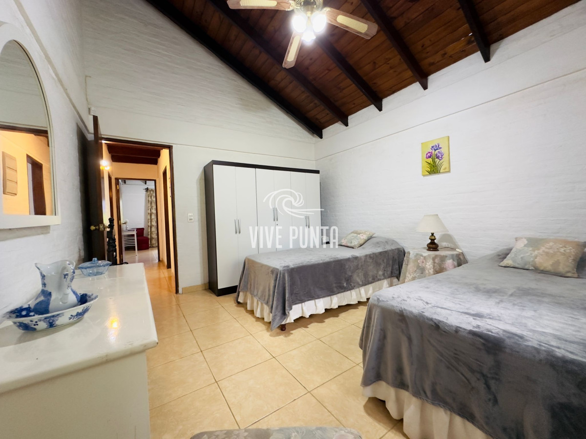 Casa ID.965 - Casa en VENTA, 3 dormitorios, Punta del Este