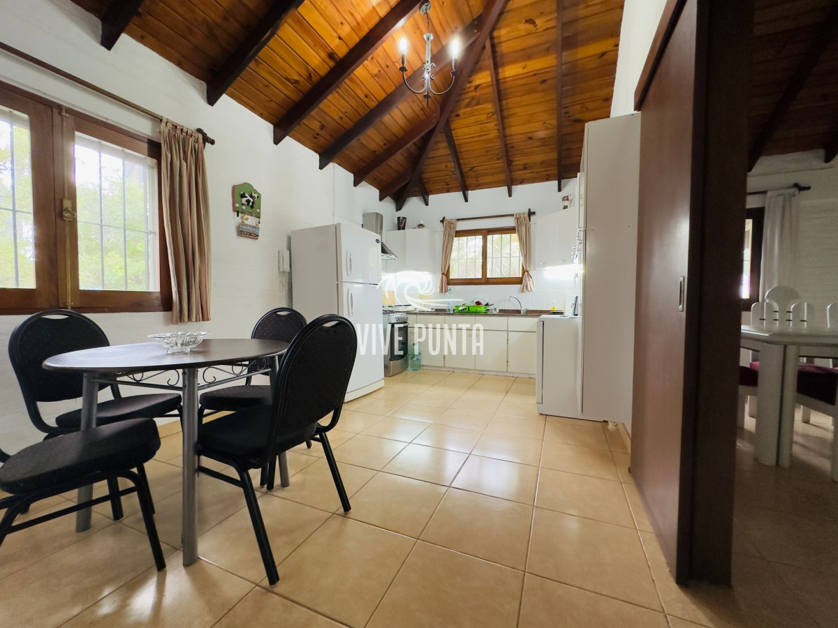 Casa ID.965 - Casa en VENTA, 3 dormitorios, Punta del Este