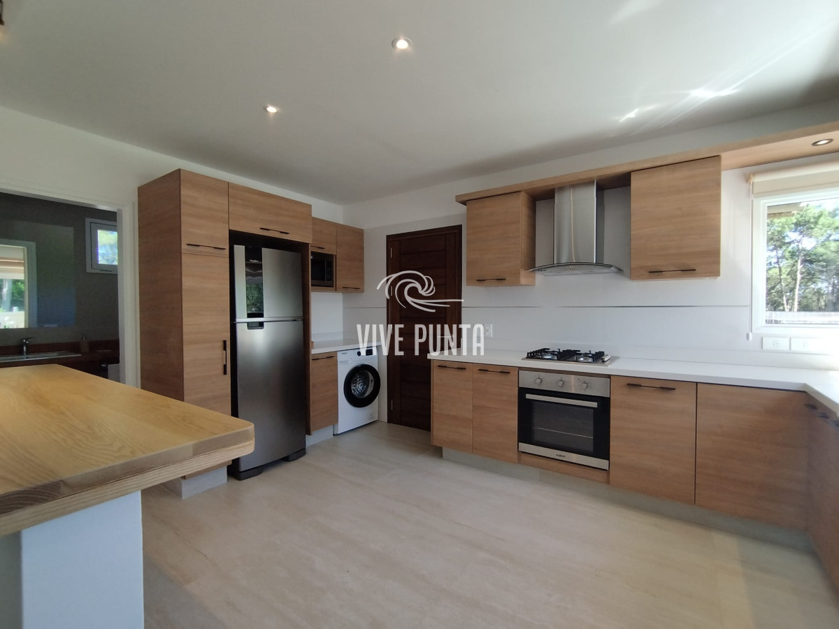 Casa ID.963 - Venta de Casa en la barra- Maldonado