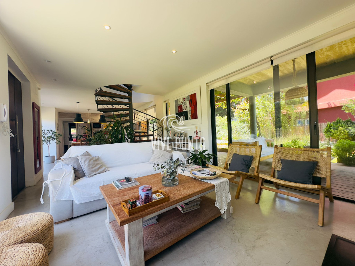 Casa ID.1041 - Alquiler de casa de 3 dormitorios con piscina en Punta del Este