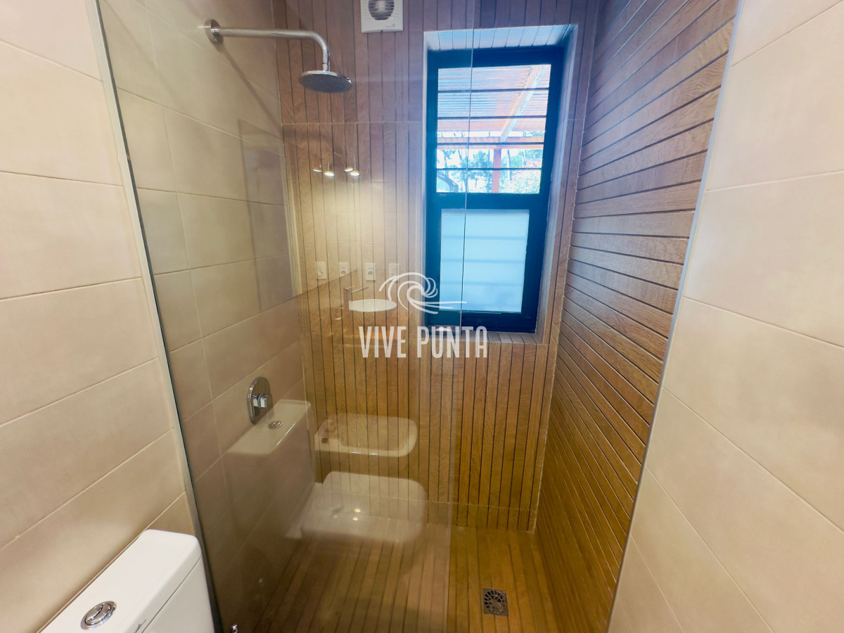 Casa ID.1041 - Alquiler de casa de 3 dormitorios con piscina en Punta del Este