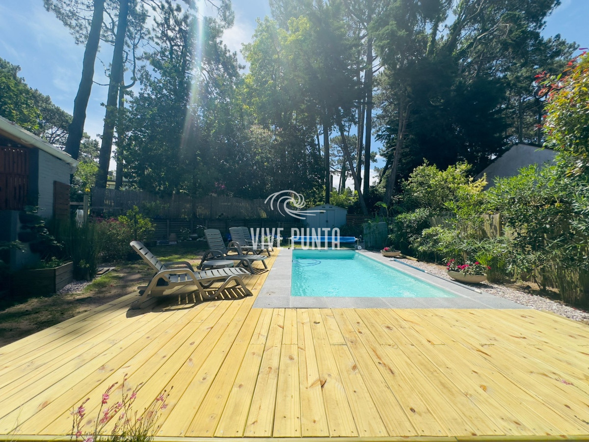 Casa ID.1041 - Alquiler de casa de 3 dormitorios con piscina en Punta del Este