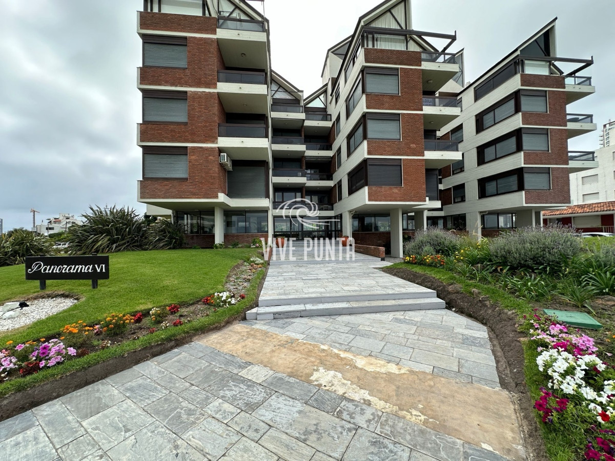 Apartamento ID.902 - Apartamento en venta, 2 dormitorios, primera linea de la brava.