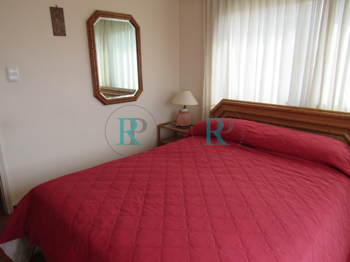 Apartamento ID.2094 - Alquiler de apartamento de dos dormitorios en Punta del Este