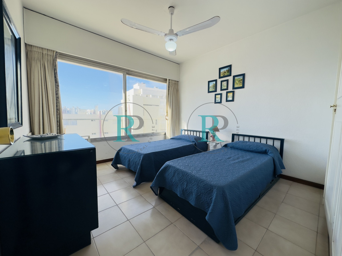 Apartamento ID.1746 - Apartamento en venta, dos dormitorios, 2 baños, peninsula.