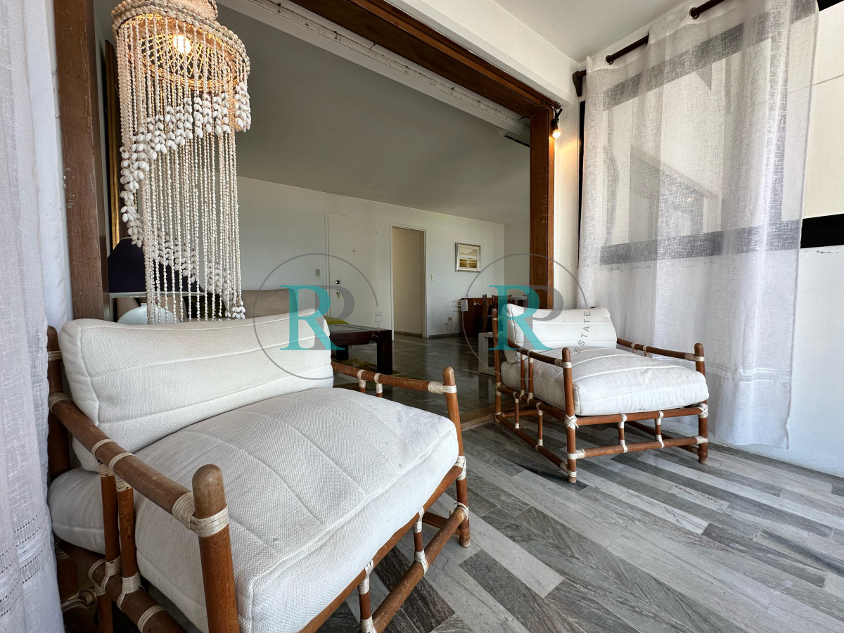 Apartamento ID.2372 - Apartamento de 3 dormitorios en venta en Punta del Este