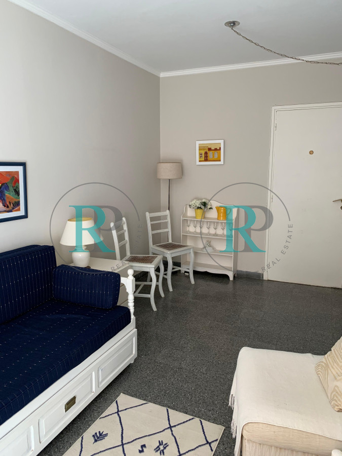 Apartamento ID.2342 - Apartamento de un dormitorio en Punta del Este, reciclado
