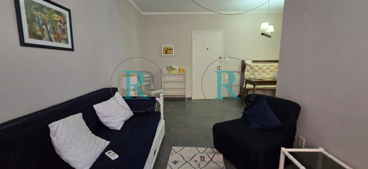 Apartamento ID.2342 - Apartamento de un dormitorio en Punta del Este, reciclado