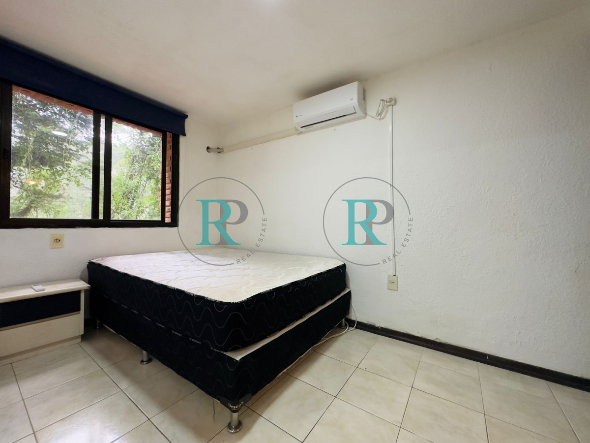 Apartamento ID.1873 - Venta de apartamento y Alquiler Anual, Excelente ubicación, 1 dormitorio, garage.