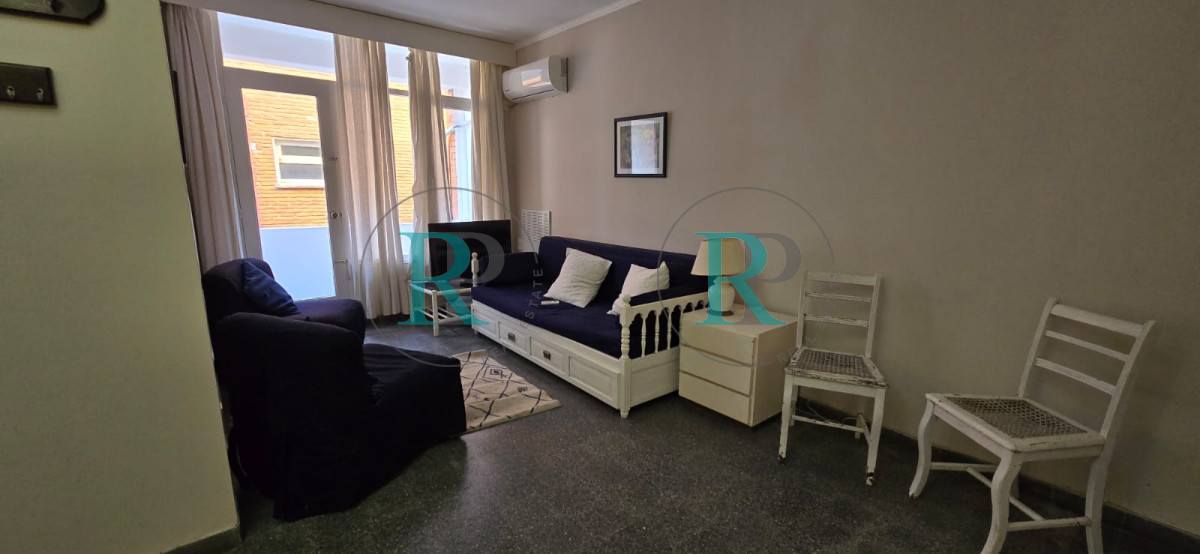 Apartamento ID.2342 - Apartamento de un dormitorio en Punta del Este, reciclado