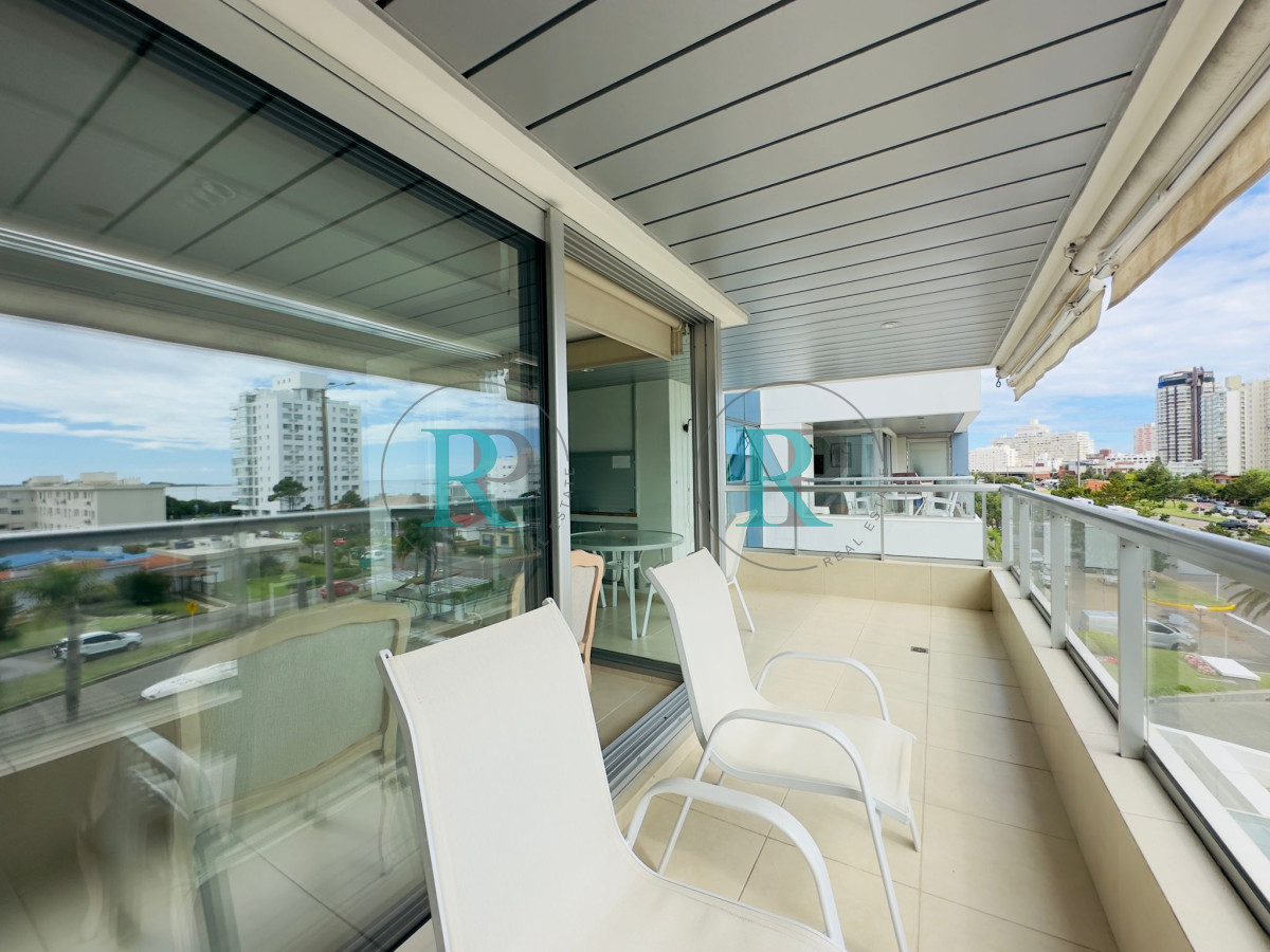 Apartamento ID.1660 - Apartamento de dos dormitorios en venta en Punta del Este