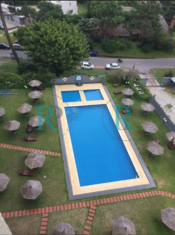 Apartamento ID.2445 - Alquiler y venta de apartamento de dos dormitorios en Punta del Este
