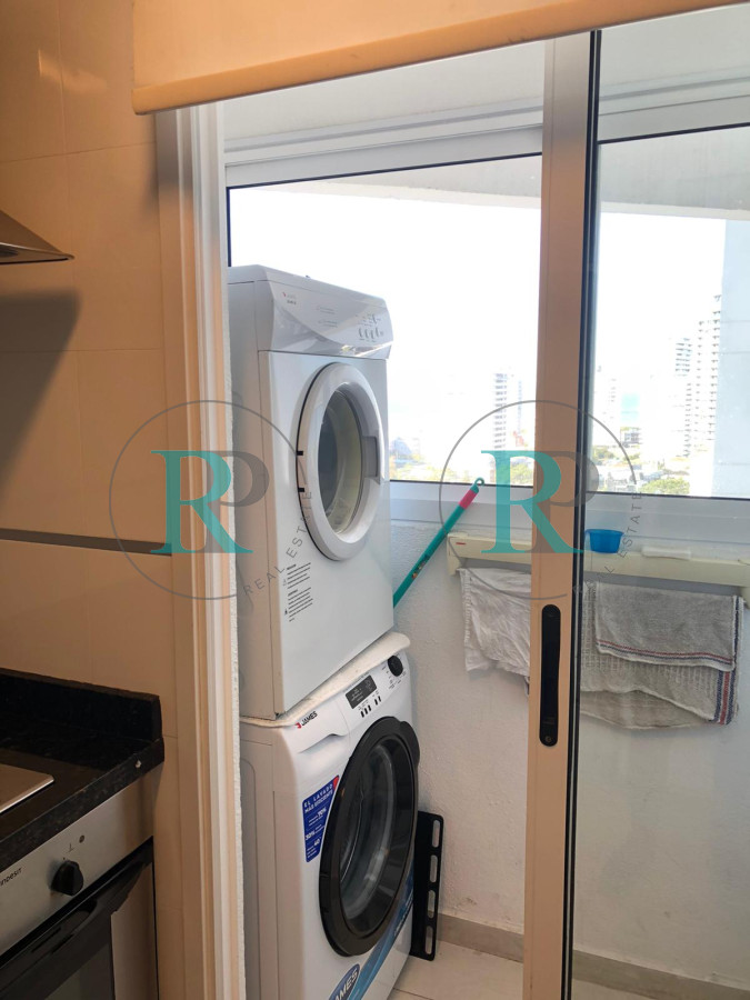 Apartamento ID.2052 - Alquiler y  venta apartamento de dos dormitorios en Punta del Este