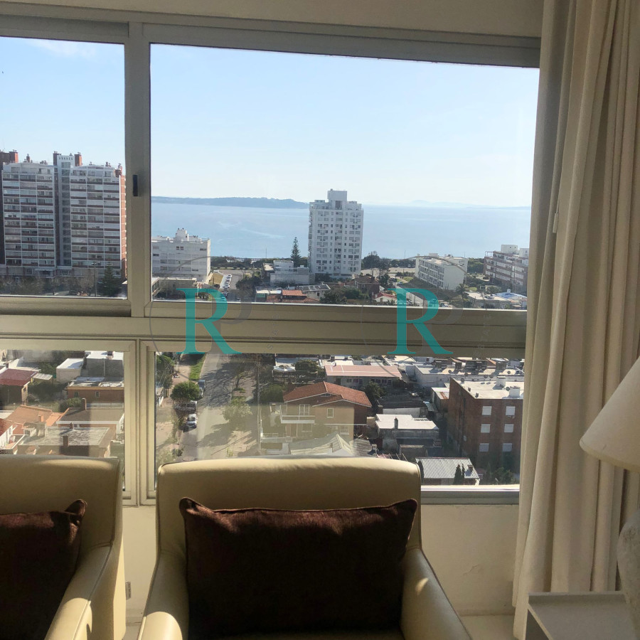 Apartamento ID.1278 - Venta de apartamento de 3 dormitorios en Punta del Este