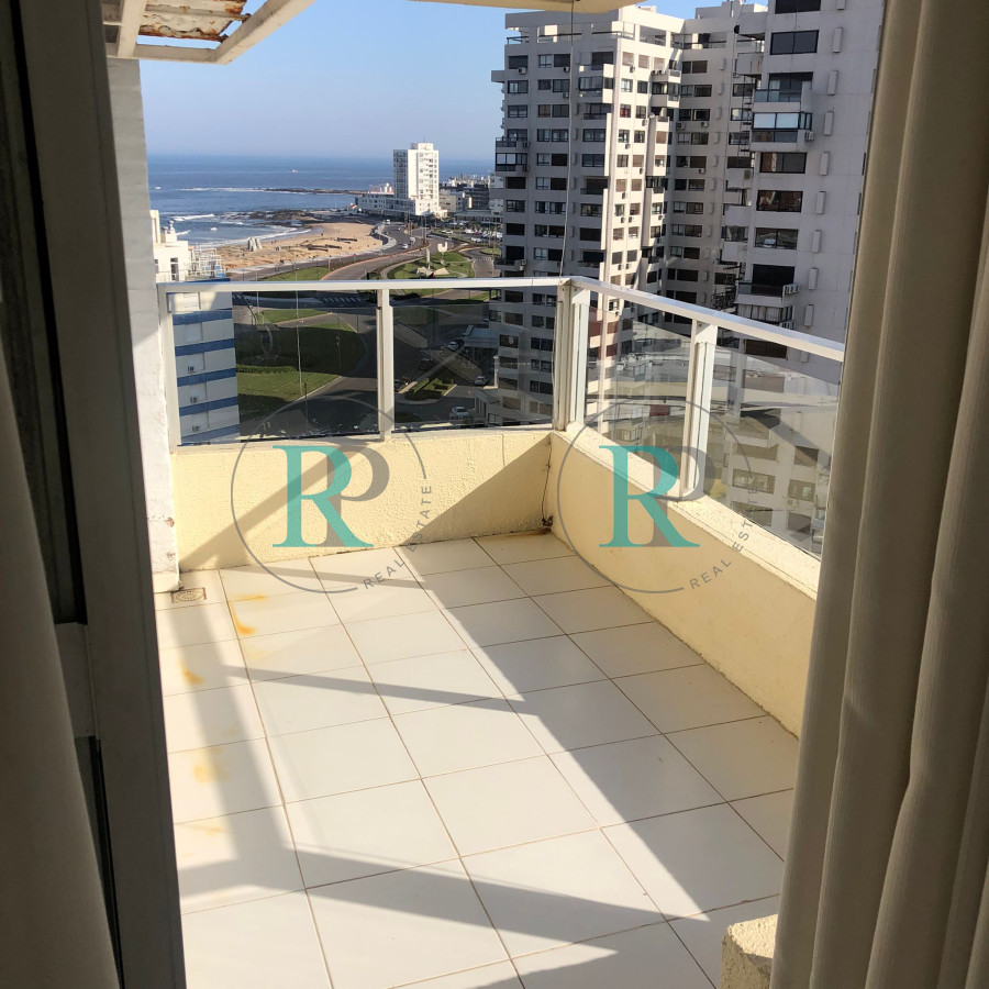 Apartamento ID.1278 - Venta de apartamento de 3 dormitorios en Punta del Este
