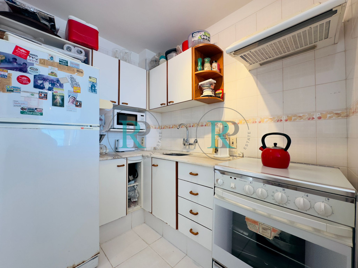 Apartamento ID.1860 - Apto en venta de 2 dormitorios, 2 baños, Punta del este. 