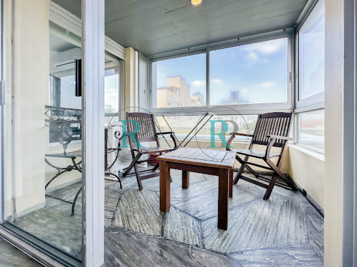 Apartamento ID.2081 - Venta de apartamento en Peninsula. Edificio Recalada.