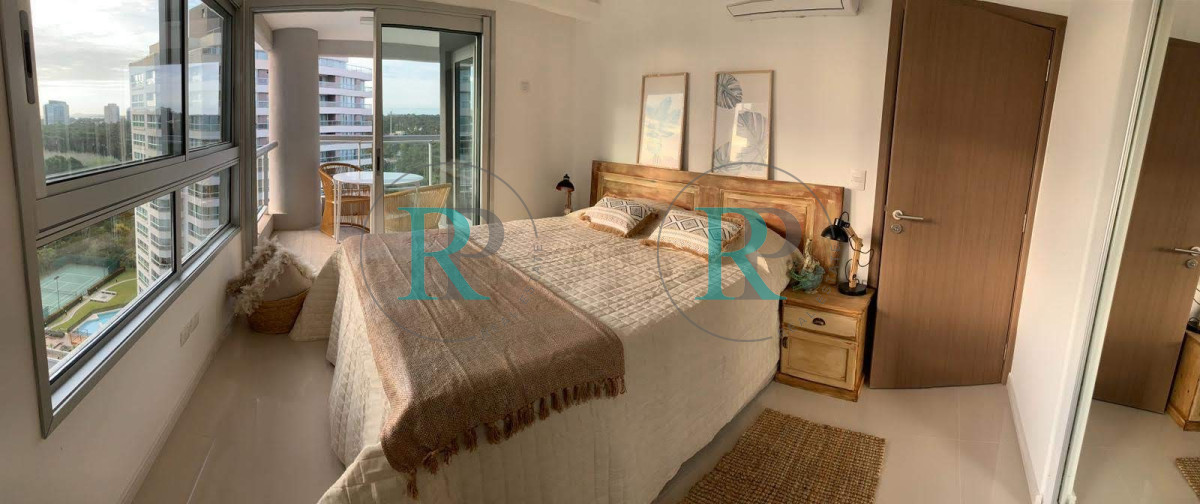 Apartamento ID.1664 - Apto en venta, edifico moderno, excelente servicios, Punta del este.