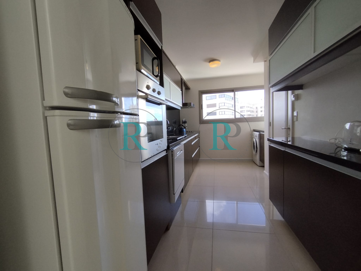 Apartamento ID.1990 -  Apartamento en venta en playa brava de Punta del Este