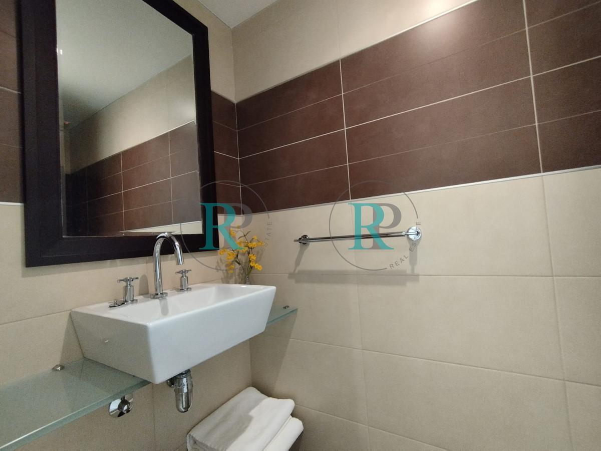 Apartamento ID.1990 -  Apartamento en venta en playa brava de Punta del Este